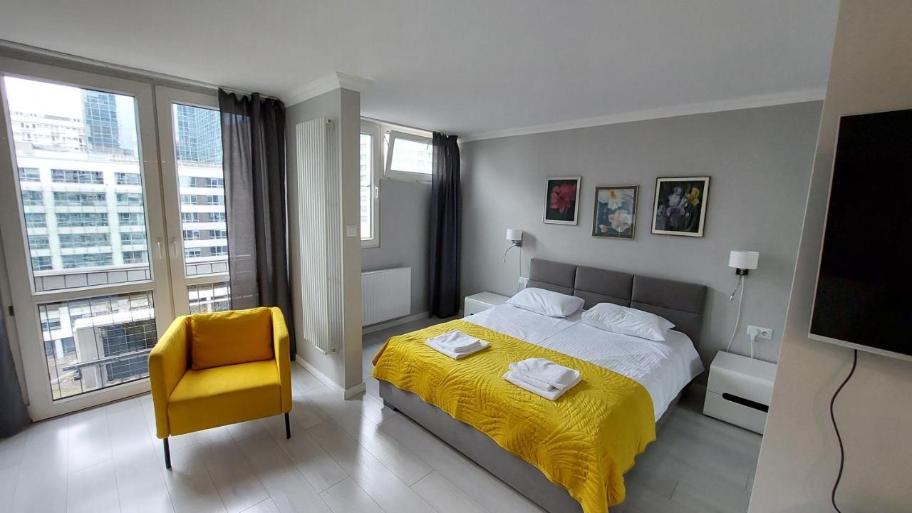 Elegancki Apartament W Sercu Warszawy Warsaw Exterior photo