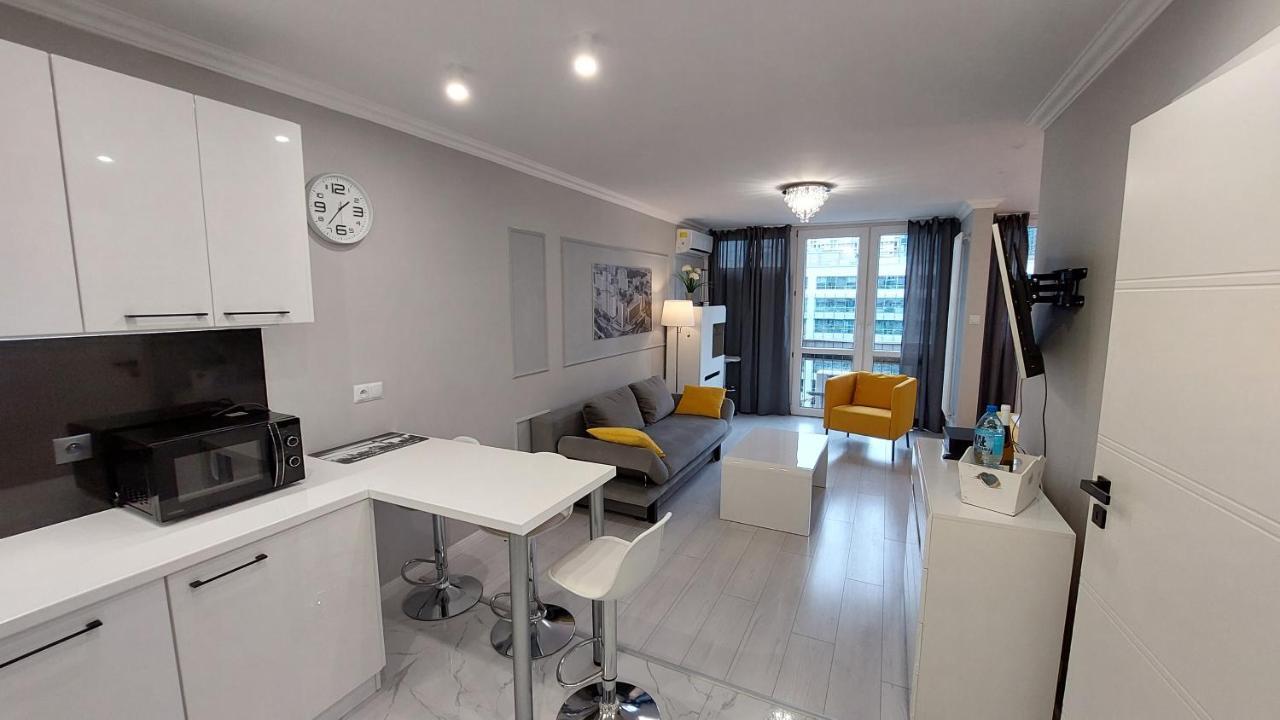 Elegancki Apartament W Sercu Warszawy Warsaw Exterior photo