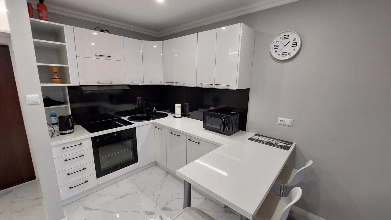Elegancki Apartament W Sercu Warszawy Warsaw Exterior photo